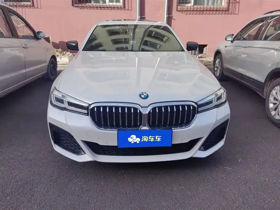 BMW 5 Series 2021 из CN, фото 2