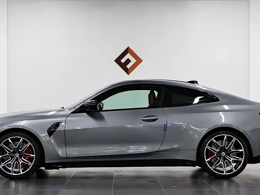 BMW M4 2023 из CN, фото 7