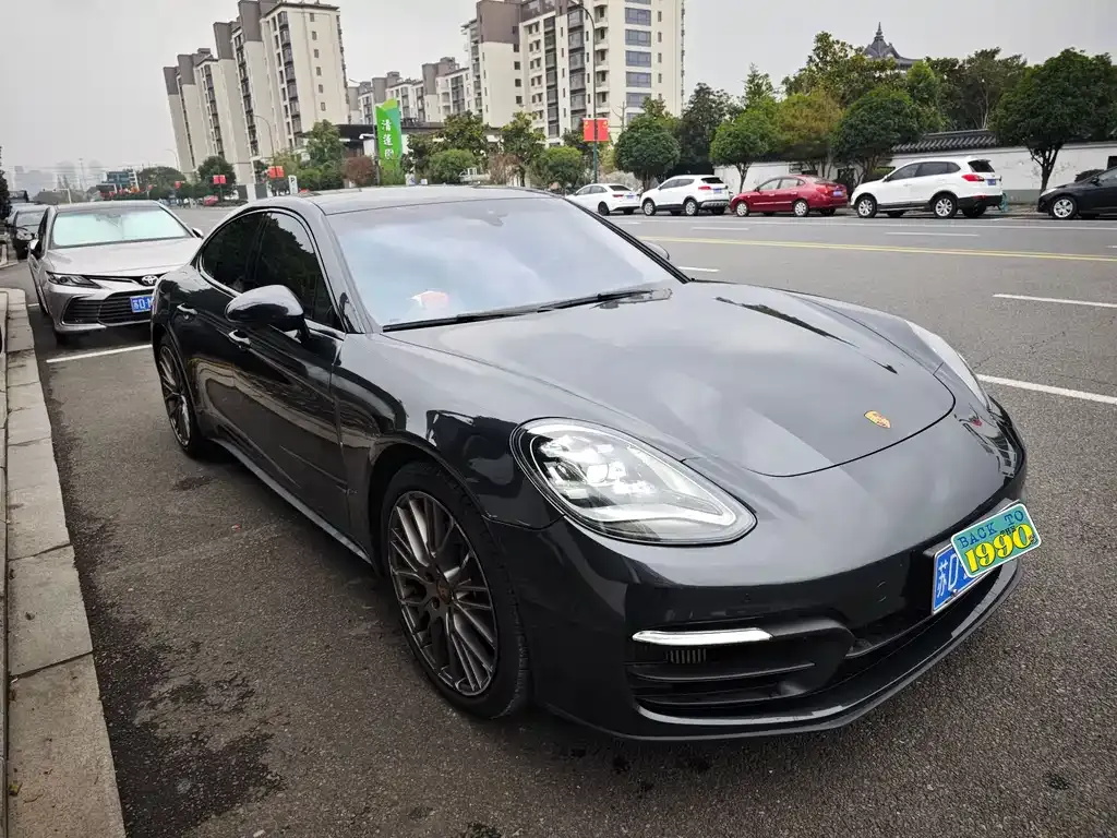 Porsche Panamera 2023 из CN, фото 2