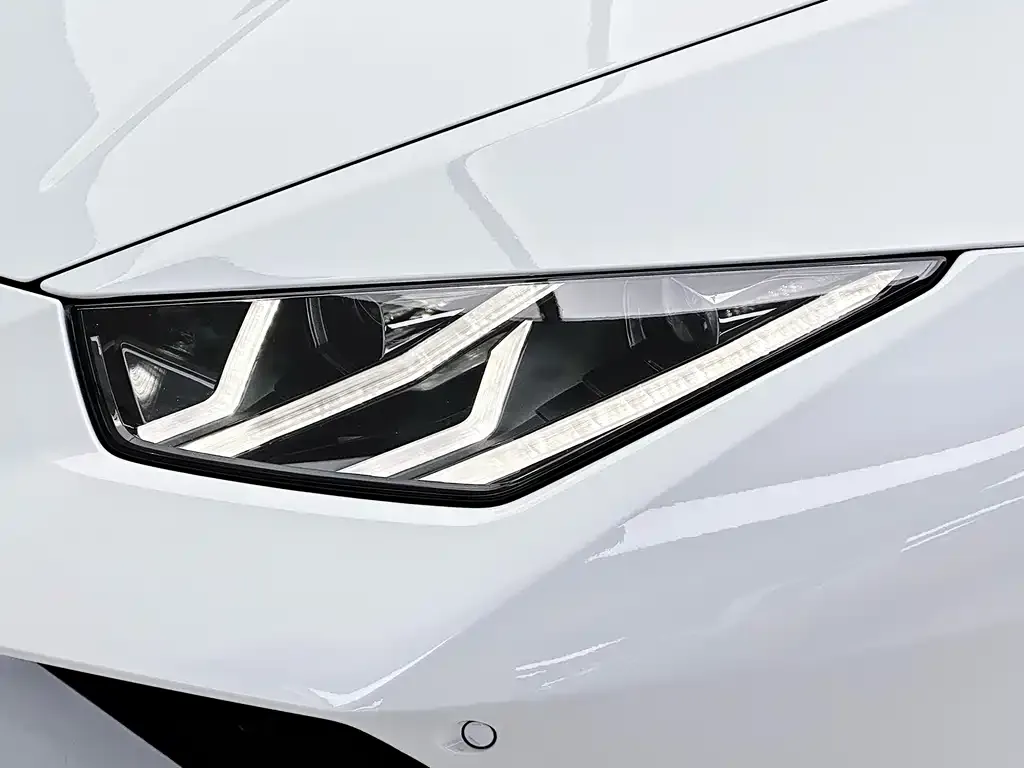 Lamborghini Huracan 2023 из CN, фото 10