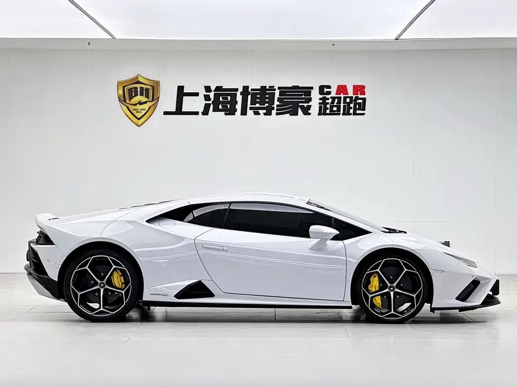 Lamborghini Huracan 2023 из CN, фото 5