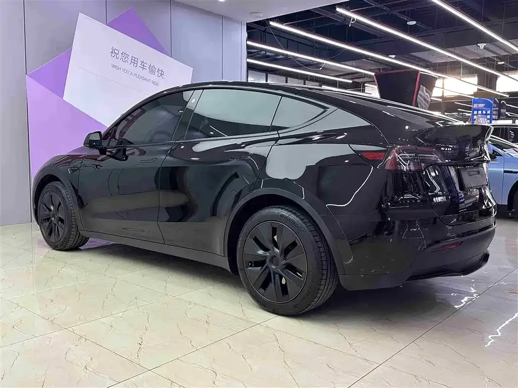 Tesla Model Y 2024 из CN, фото 4