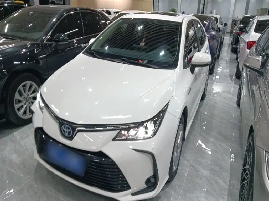 Toyota Corolla 2022 из CN, фото 1