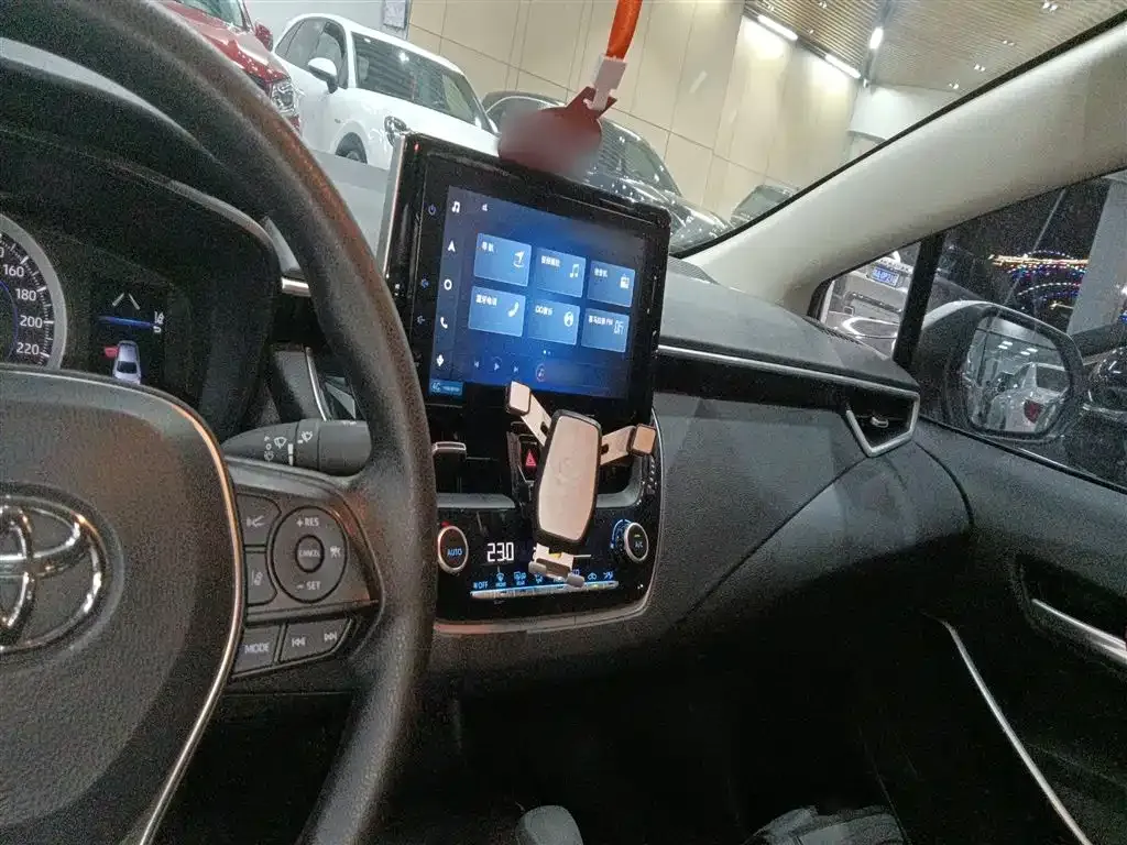 Toyota Corolla 2022 из CN, фото 10