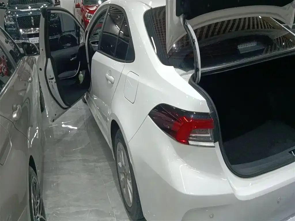 Toyota Corolla 2022 из CN, фото 5