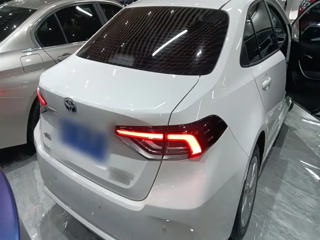 Toyota Corolla 2022 из CN, фото 7