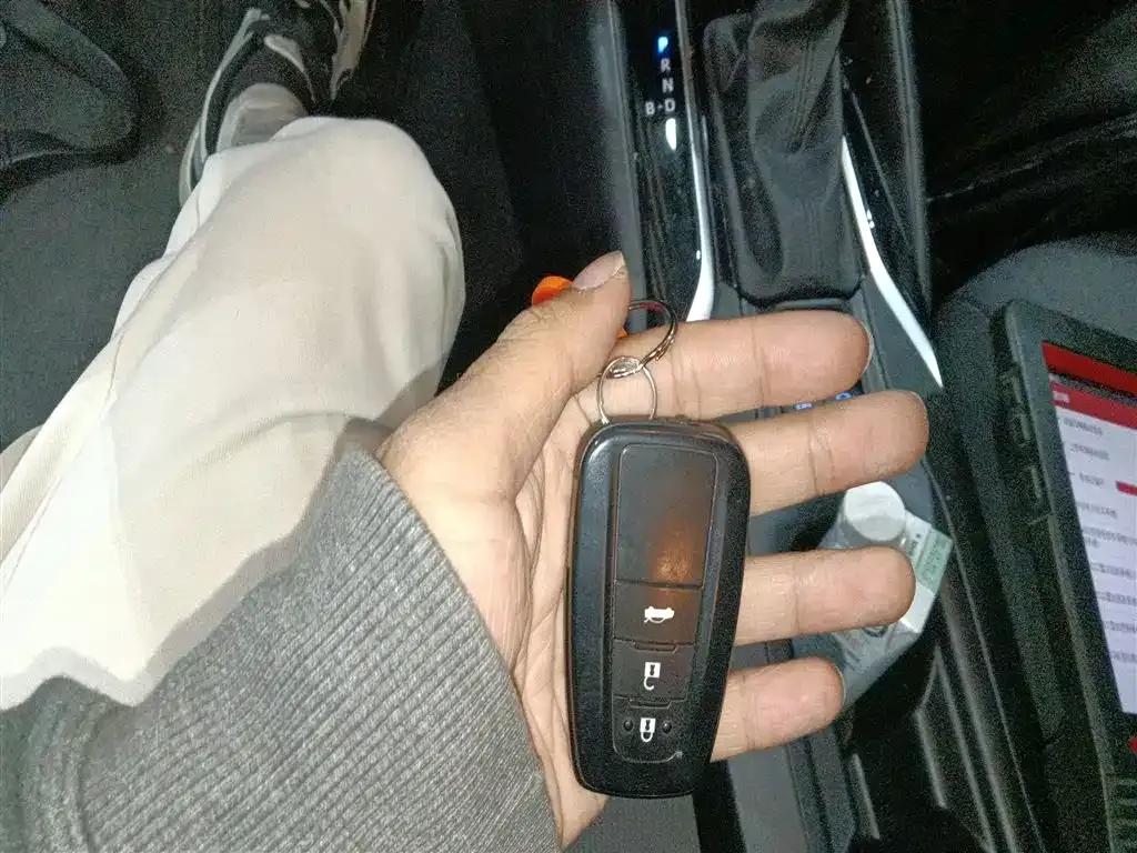 Toyota Corolla 2022 из CN, фото 9