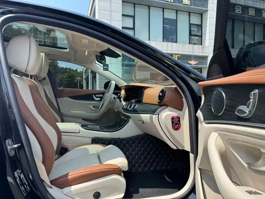Mercedes-Benz E-Class 2023 из CN, фото 6