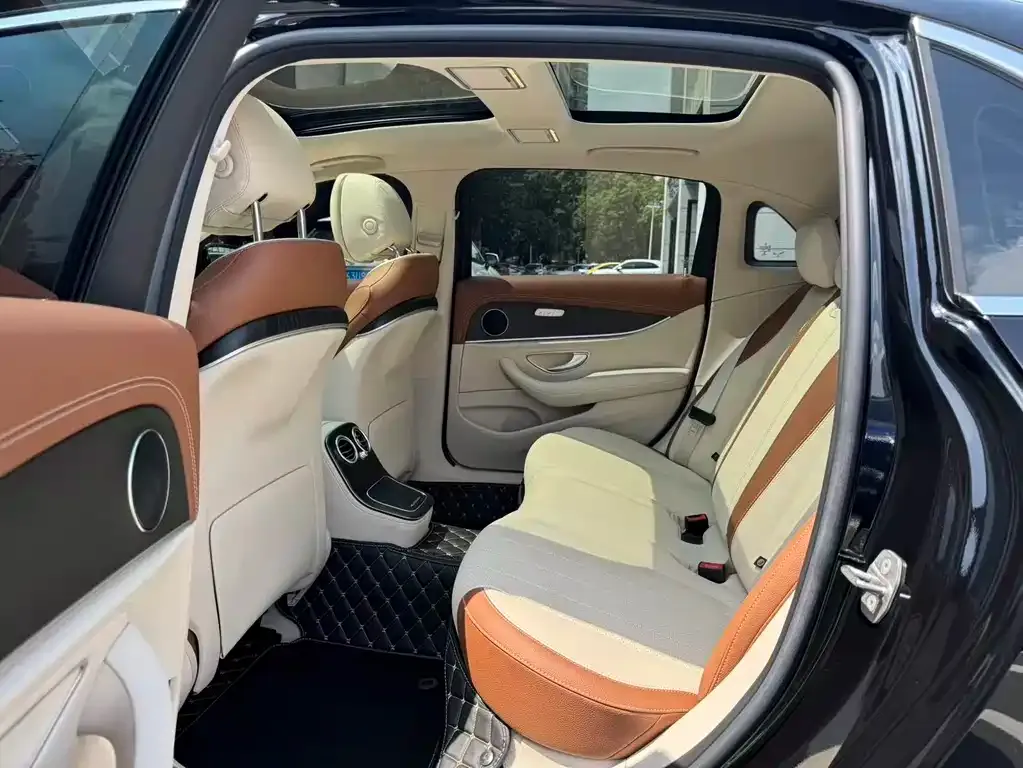 Mercedes-Benz E-Class 2023 из CN, фото 7