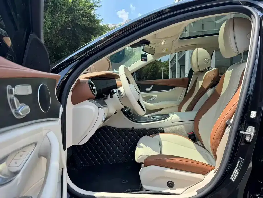 Mercedes-Benz E-Class 2023 из CN, фото 8