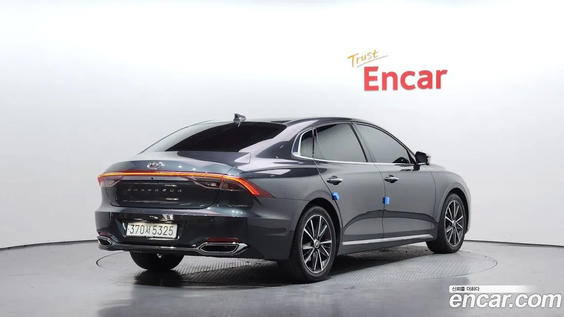 Hyundai Grandeur 2023 из KR, фото 2