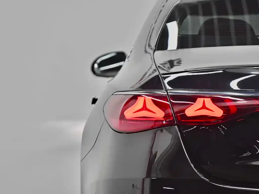 Mercedes-Benz E-Class 2025 из CN, фото 3