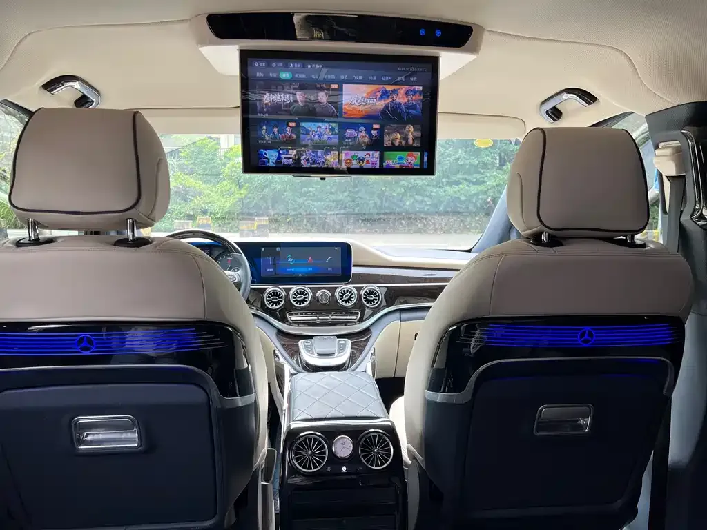 Mercedes-Benz Vito 2023 из CN, фото 10
