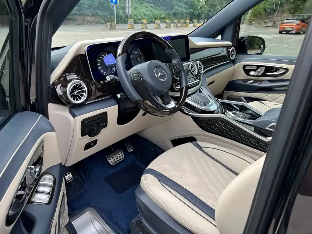 Mercedes-Benz Vito 2023 из CN, фото 4