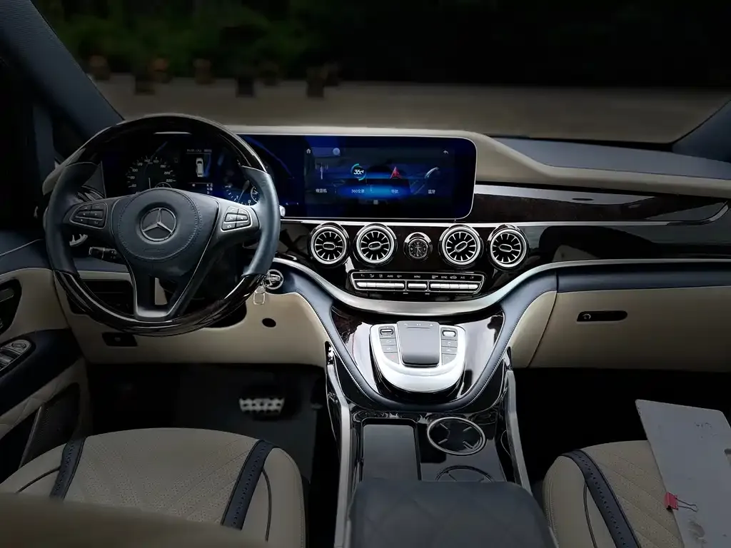 Mercedes-Benz Vito 2023 из CN, фото 8