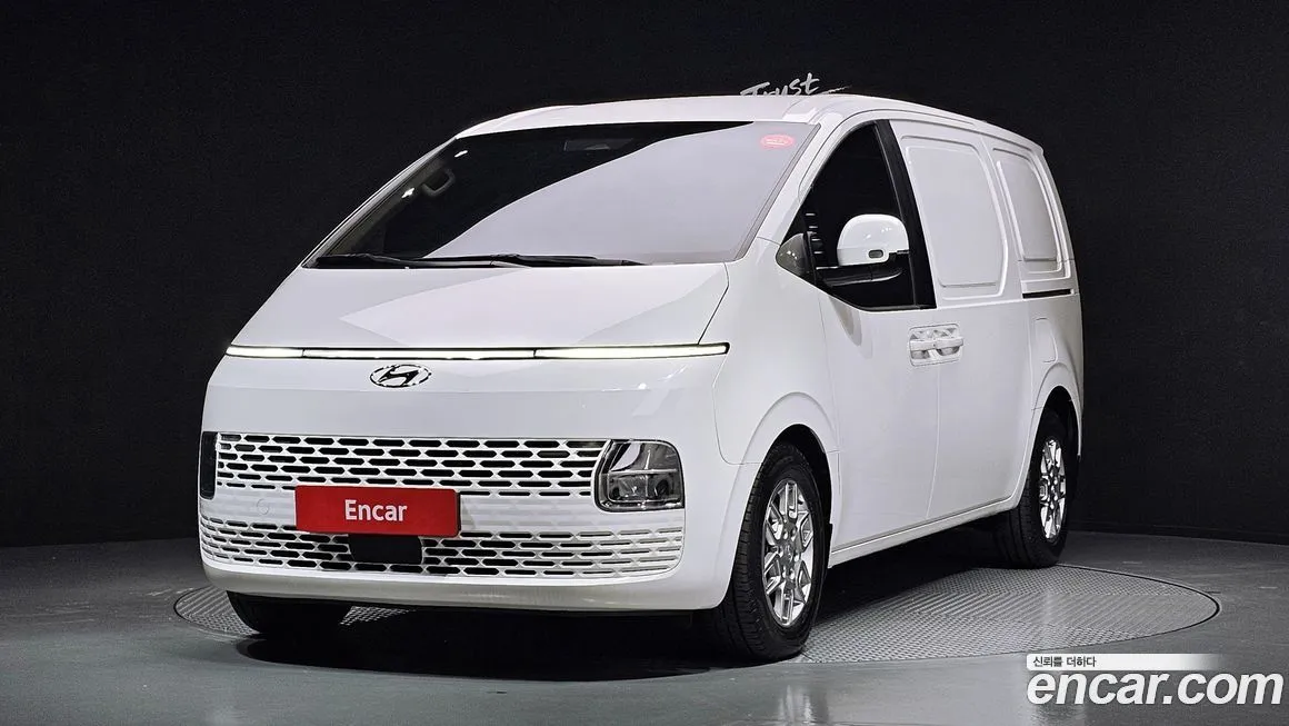 Hyundai Staria 2022 из KR, фото 1