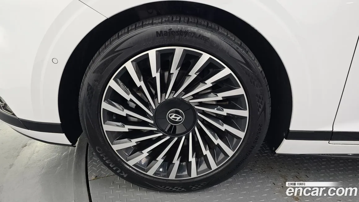 Hyundai Grandeur 2023 из KR, фото 5