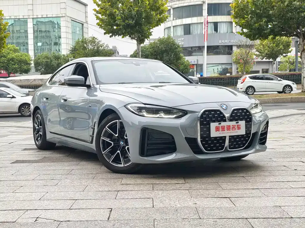 BMW 4 Series 2023 из CN, фото 3