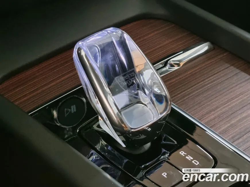Volvo V60 2025 из KR, фото 9