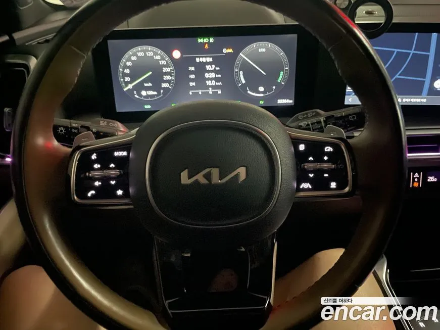 Kia Sorento — фото 8