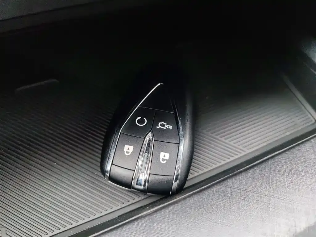 Changan UNI-V 2025 из CN, фото 9