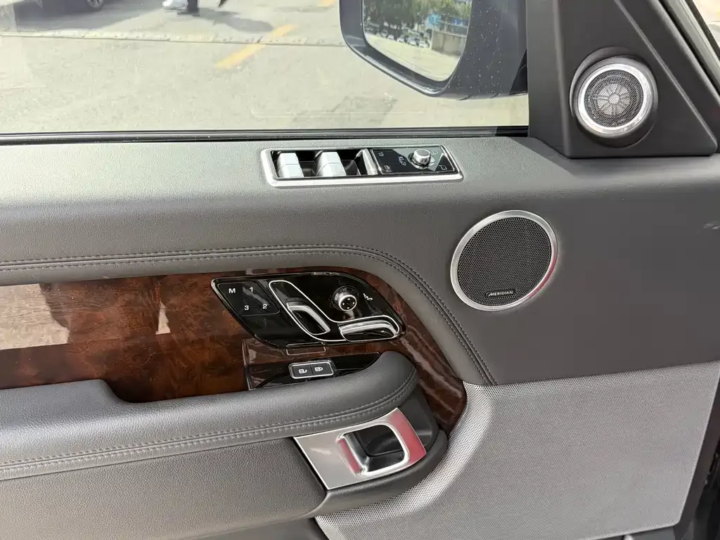 Land Rover Range Rover 2022 из CN, фото 8