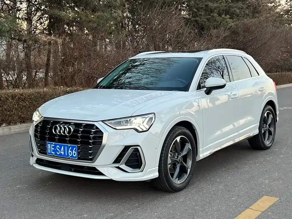 Audi Q3 2022 из CN, фото 1