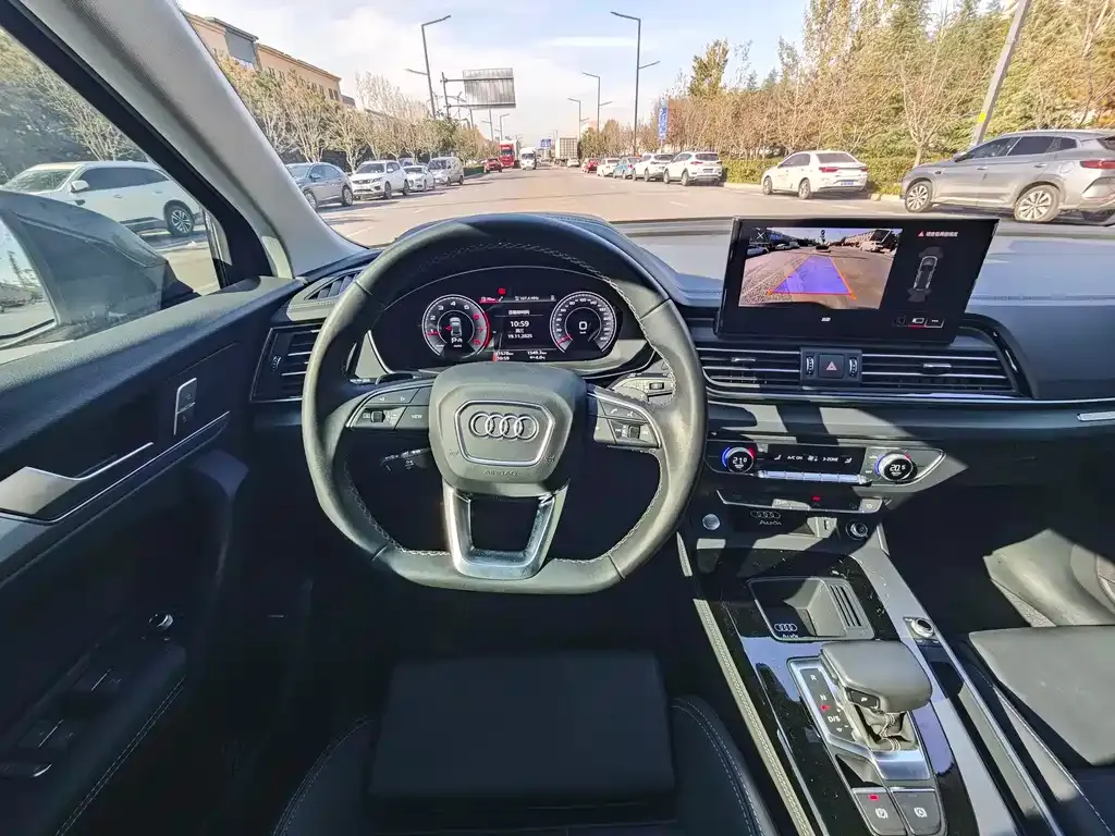 Audi Q5L 2023 из CN, фото 4