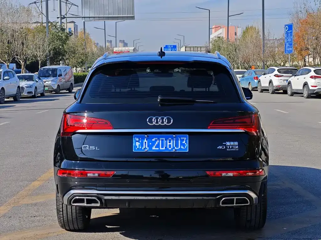 Audi Q5L 2023 из CN, фото 8