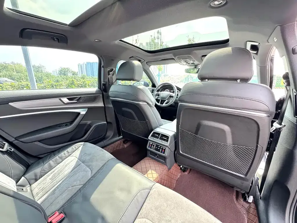 Audi A6L 2022 из CN, фото 7