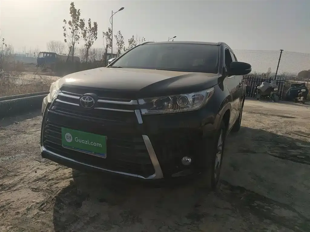 Toyota Highlander 2021 из CN, фото 1
