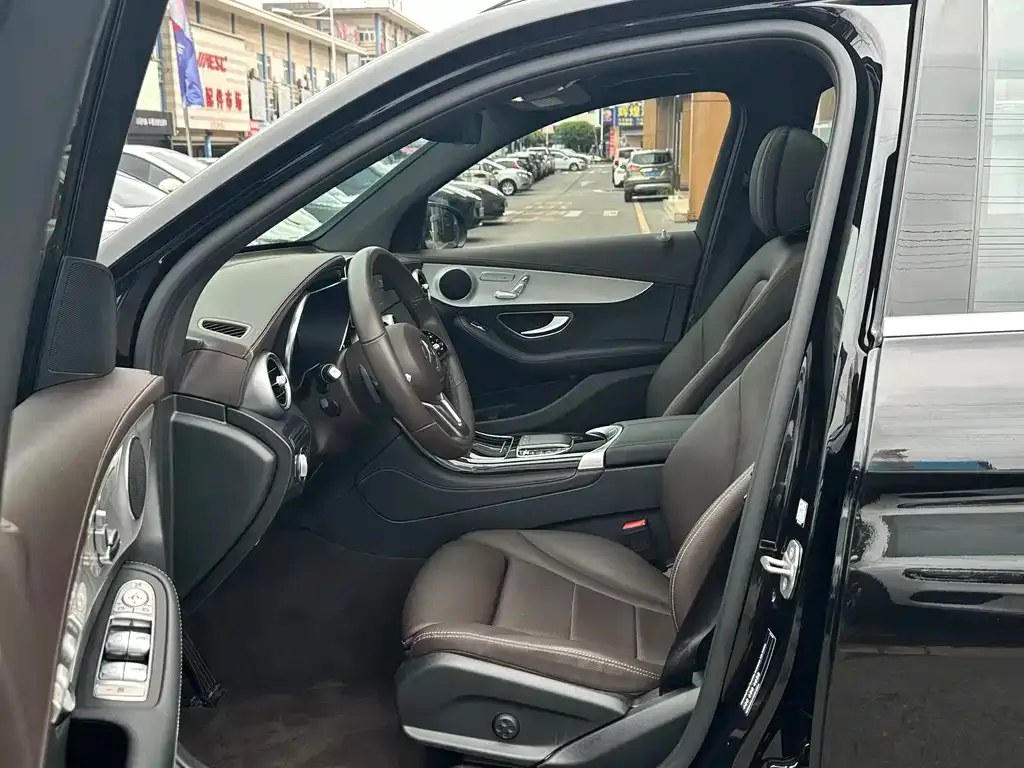 Mercedes-Benz GLC 2022 из CN, фото 9
