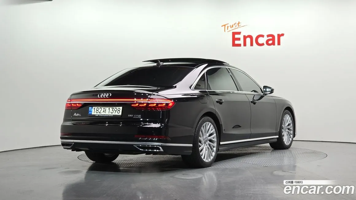 Audi A8 2021 из KR, фото 2