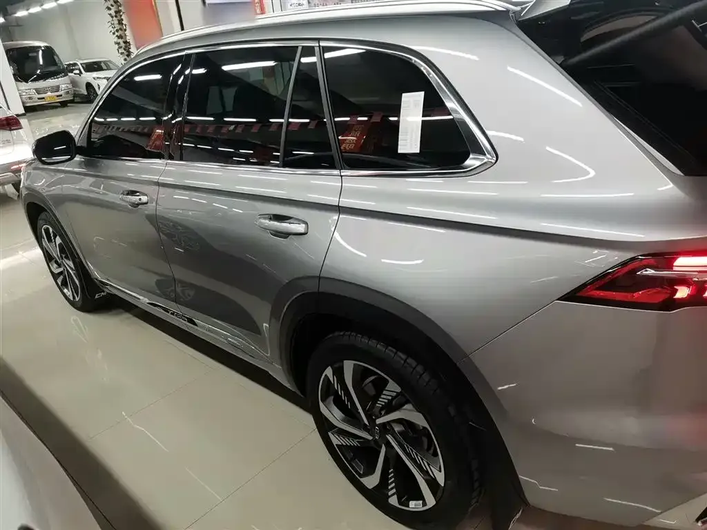Geely Xingyue L 2023 из CN, фото 5