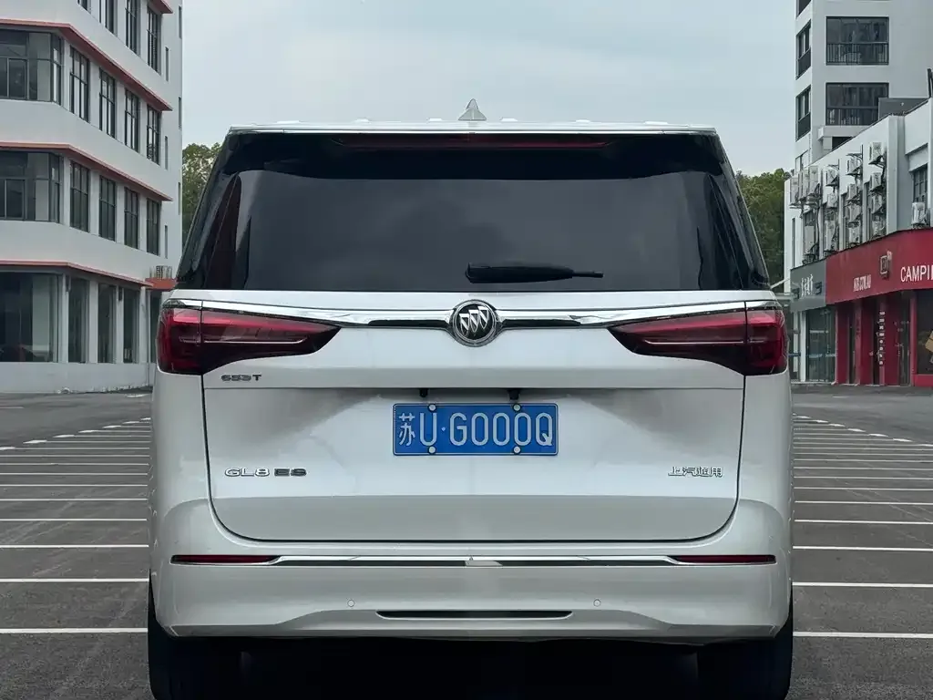 Buick GL8 2023 из CN, фото 6