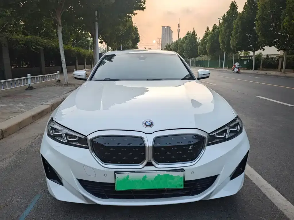 BMW i3 2022 из CN, фото 2