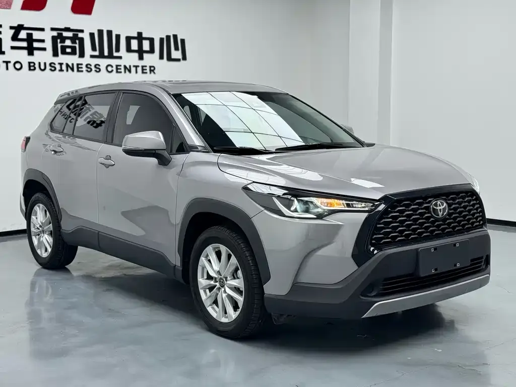 Toyota Corolla Cross 2022 из CN, фото 2