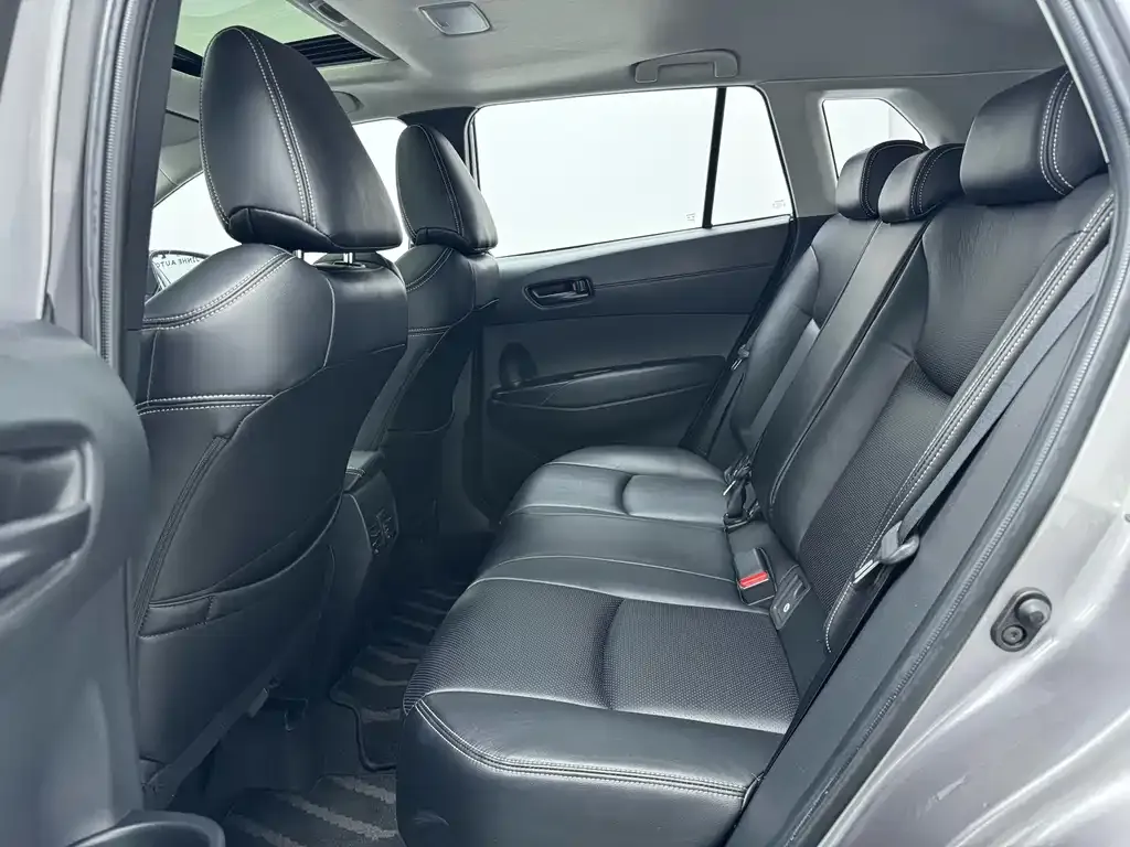 Toyota Corolla Cross 2022 из CN, фото 8