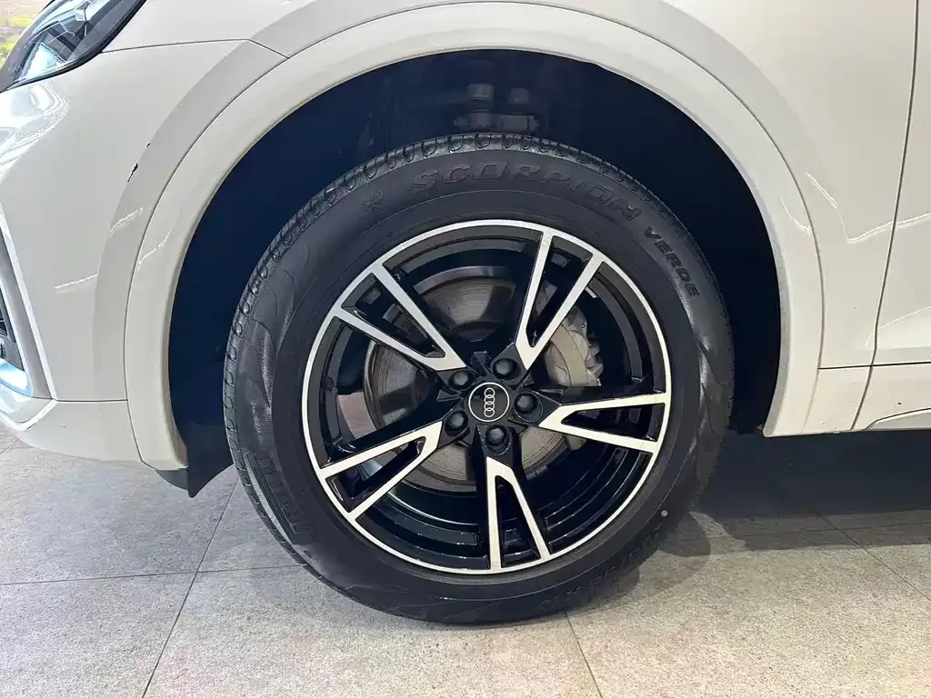 Audi Q5L 2023 из CN, фото 7