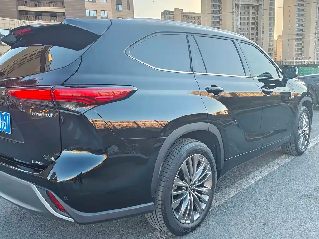 Toyota Highlander 2023 из CN, фото 5