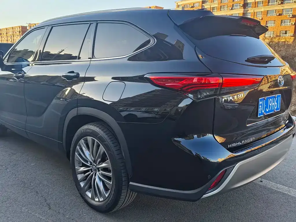 Toyota Highlander 2023 из CN, фото 7