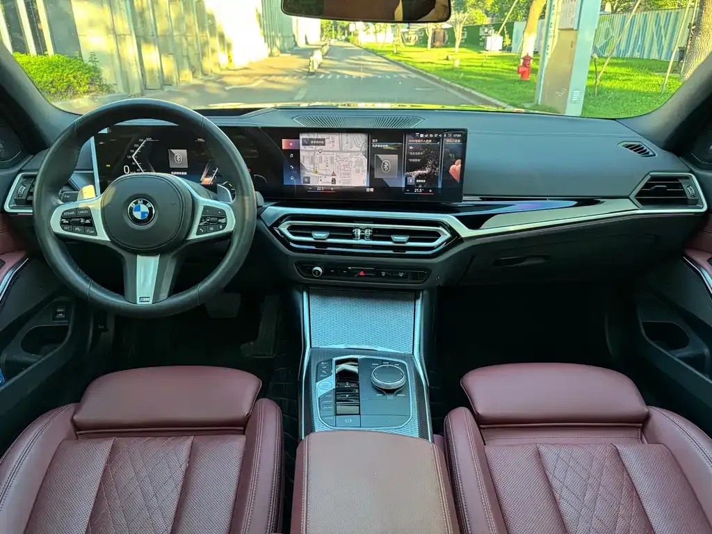 BMW 3 Series 2023 из CN, фото 6