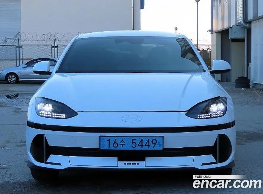 Hyundai Ioniq6 2023 из KR, фото 2
