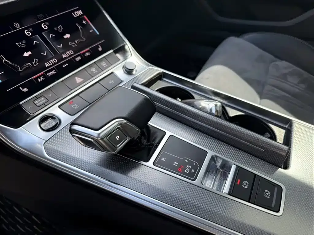 Audi A6L 2022 из CN, фото 7