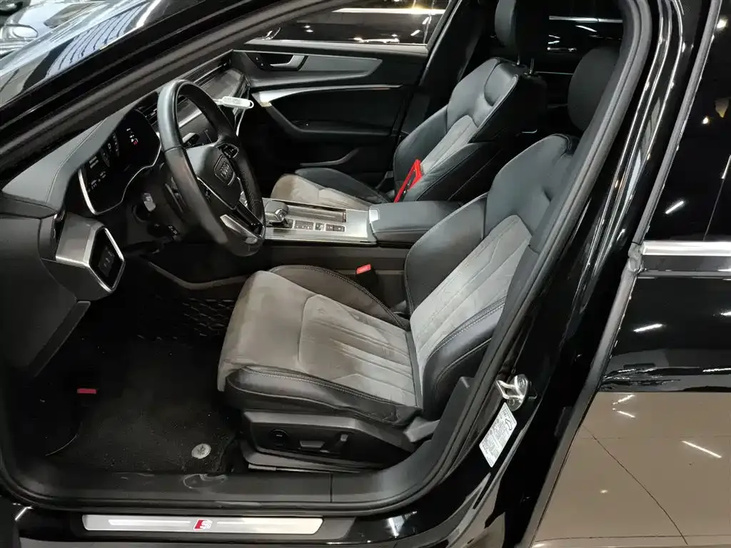 Audi A6L 2022 из CN, фото 8