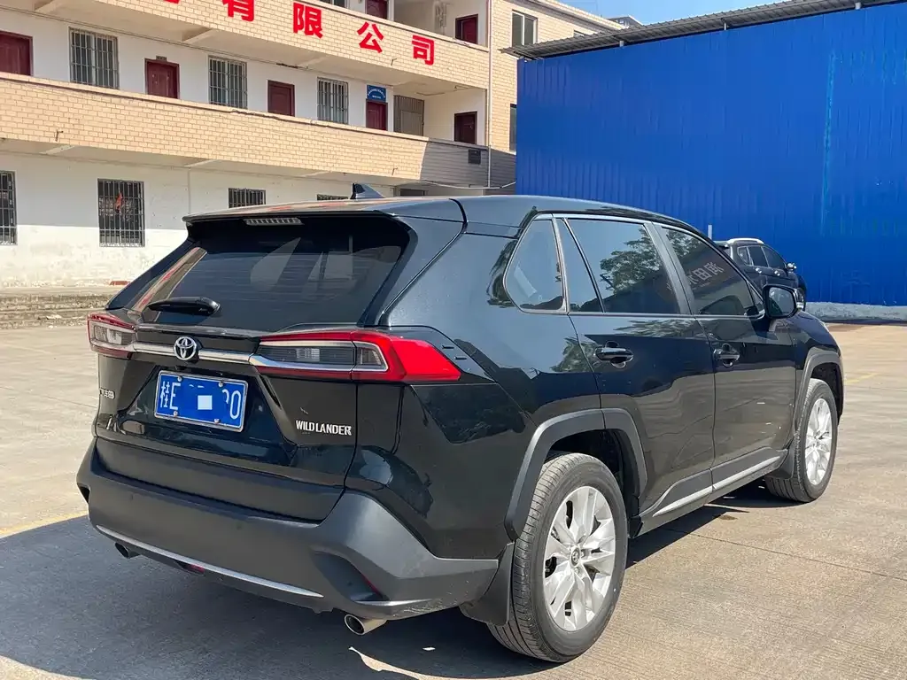 Toyota Wildlander 2022 из CN, фото 4
