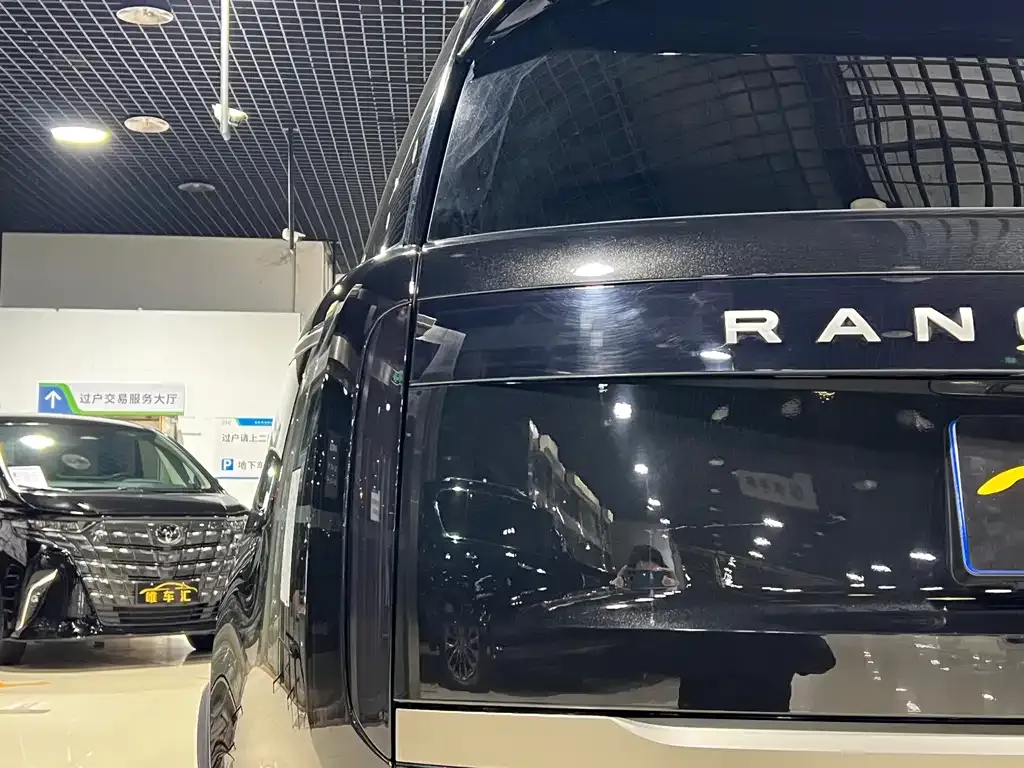 Land Rover Range Rover 2024 из CN, фото 9