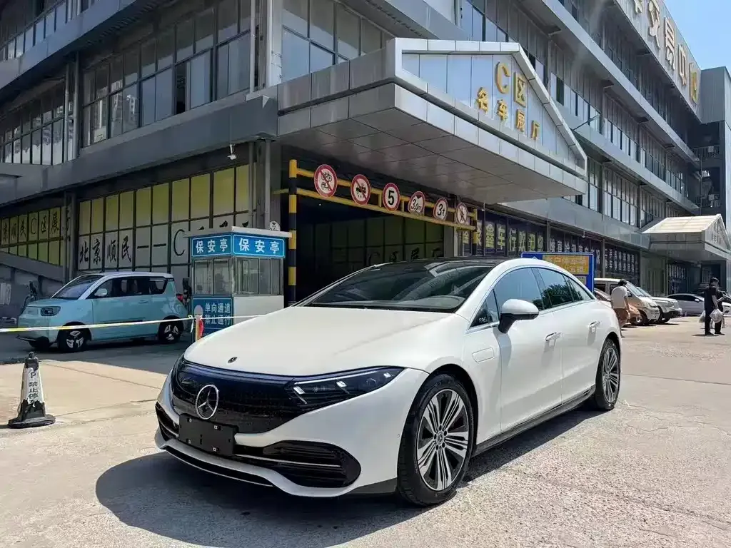 Mercedes-Benz EQS 2023 из CN, фото 1