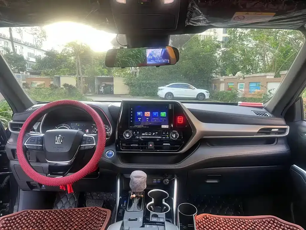 Toyota Crown Kluger 2022 из CN, фото 5