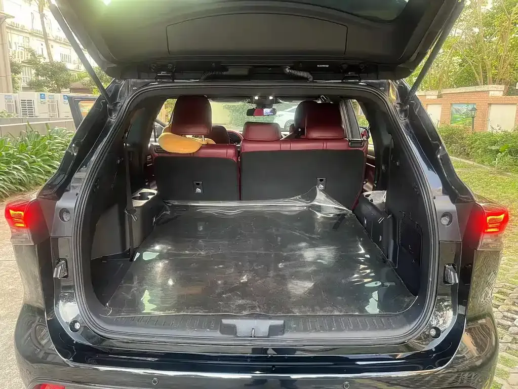 Toyota Crown Kluger 2022 из CN, фото 7